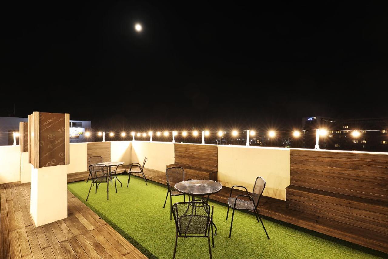 Cornerstone Hotel Seogwipo Exterior photo