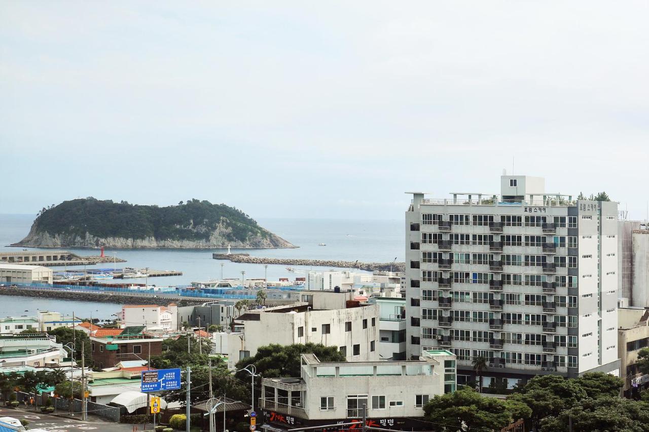 Cornerstone Hotel Seogwipo Exterior photo