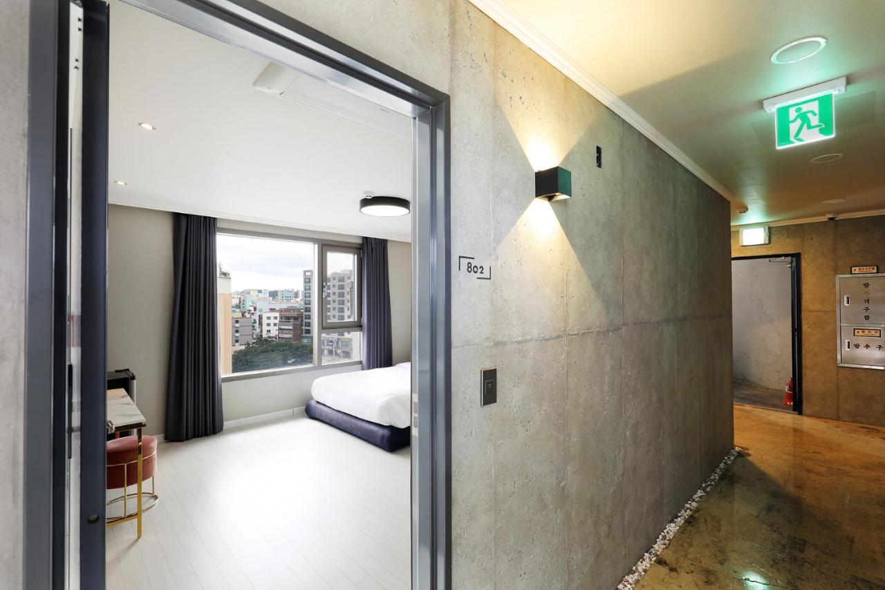 Cornerstone Hotel Seogwipo Exterior photo