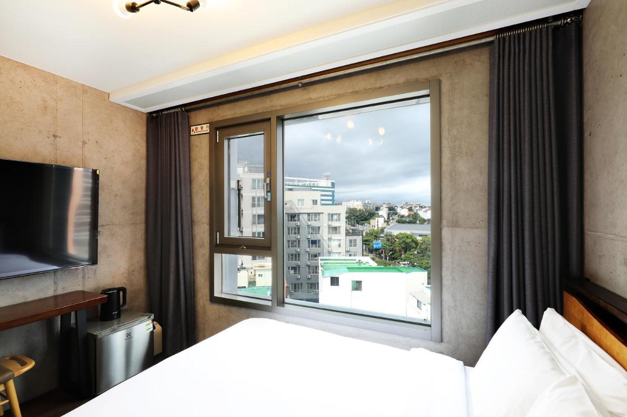Cornerstone Hotel Seogwipo Exterior photo