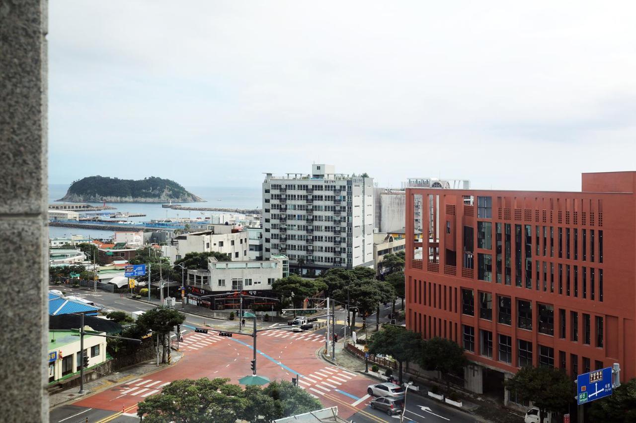 Cornerstone Hotel Seogwipo Exterior photo