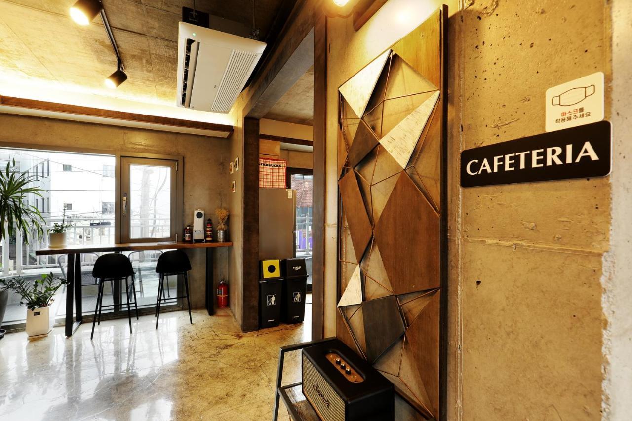 Cornerstone Hotel Seogwipo Exterior photo